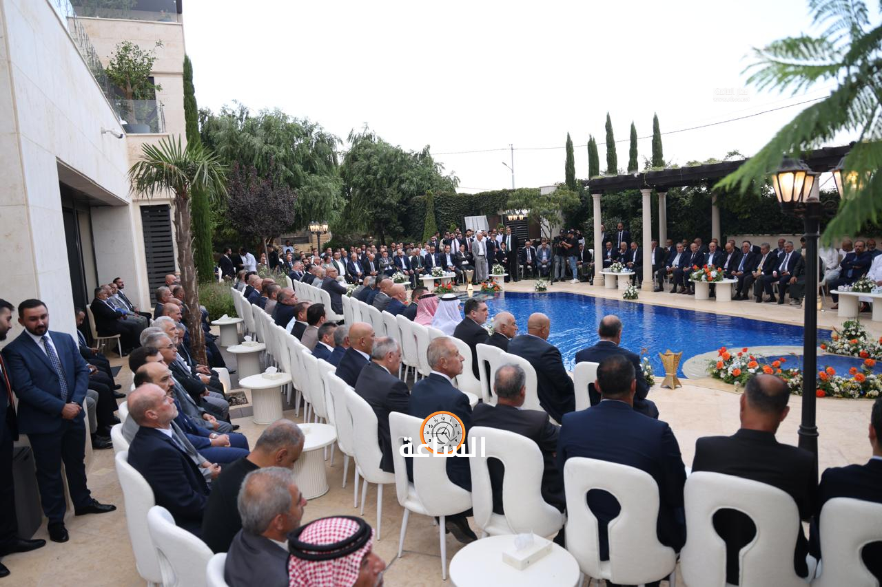 Madar Al-Saa Images 0.1302518461348875
