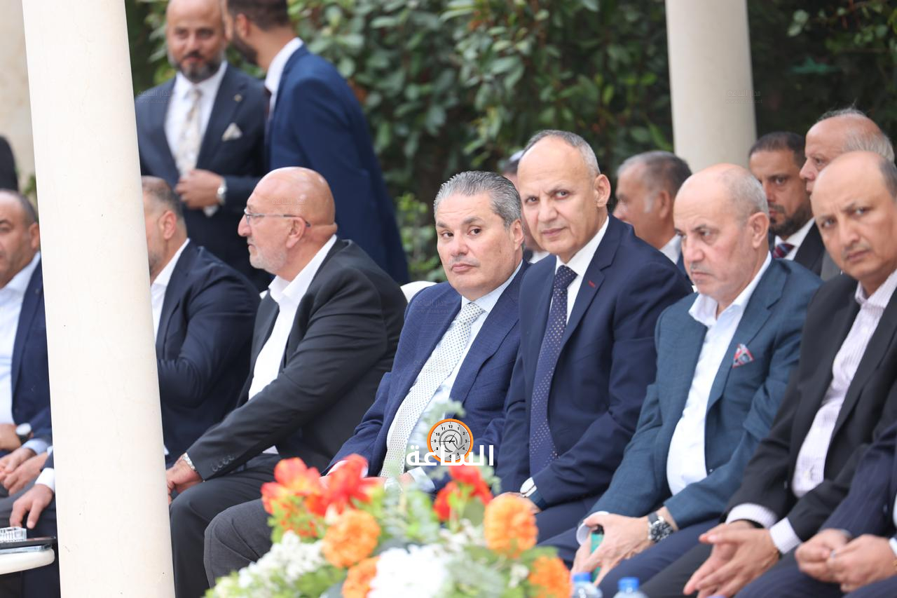 Madar Al-Saa Images 0.3197758747888154