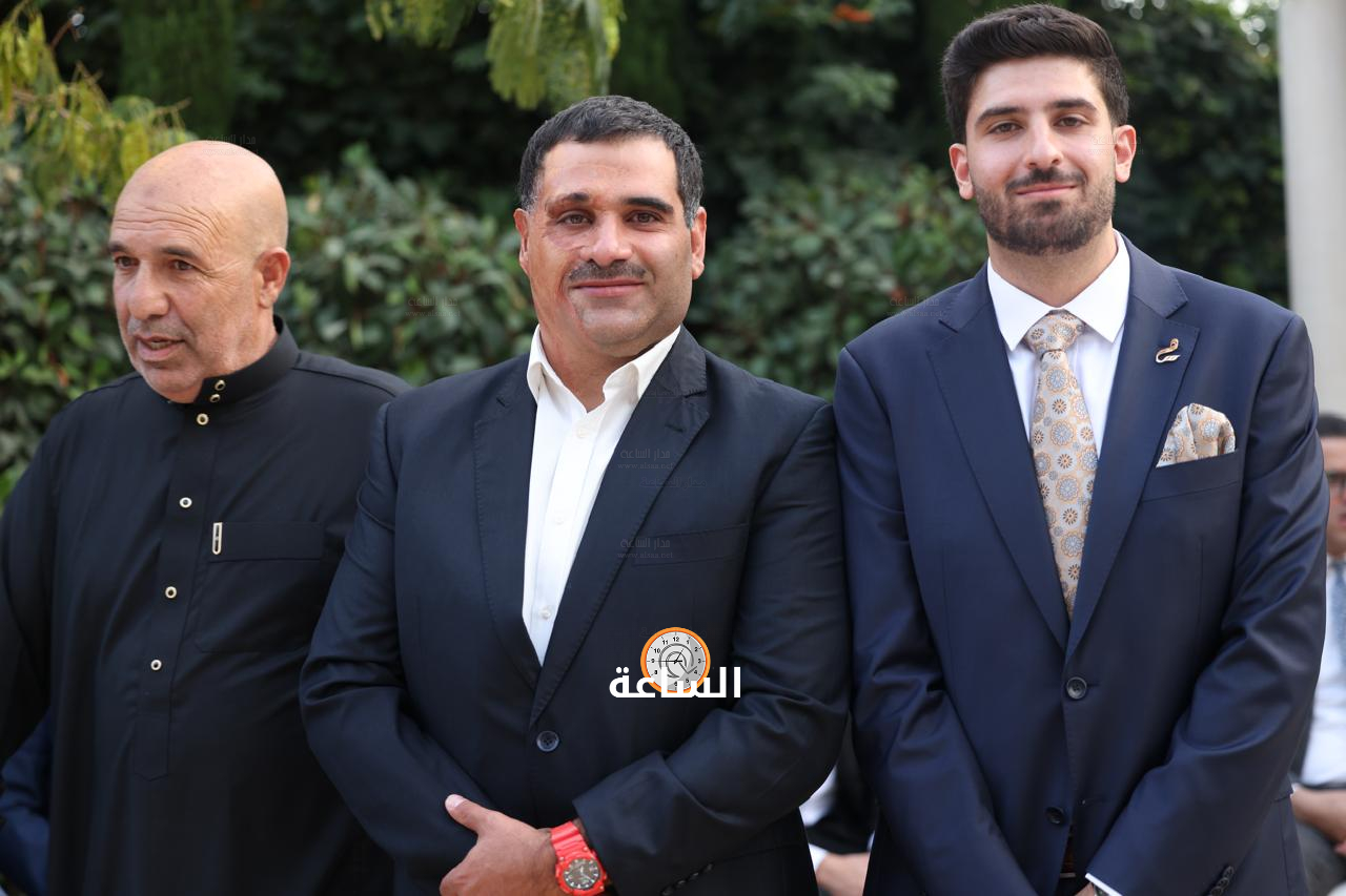 Madar Al-Saa Images 0.8845264330273461