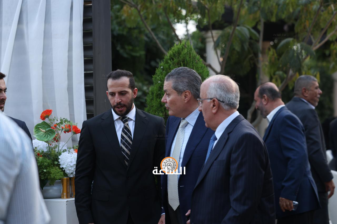 Madar Al-Saa Images 0.9075676466048104