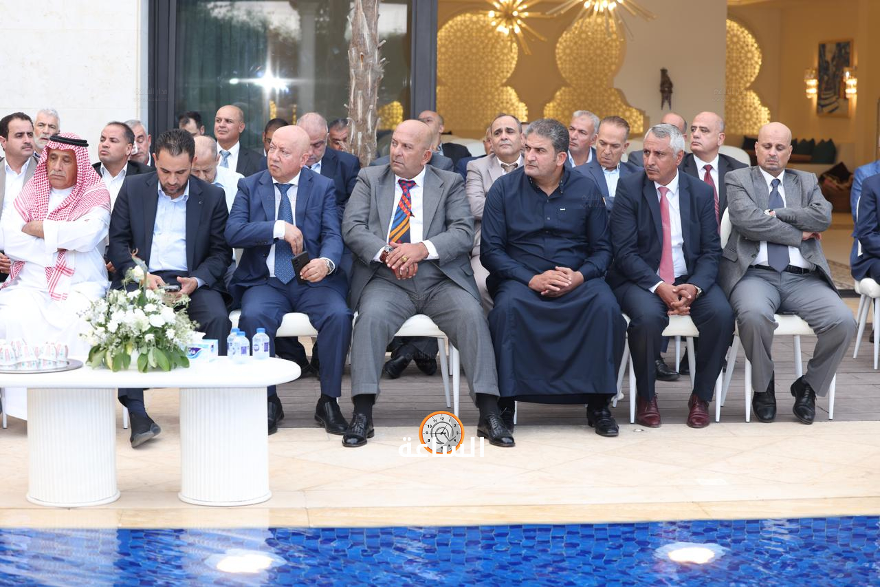 Madar Al-Saa Images 0.432173618724932