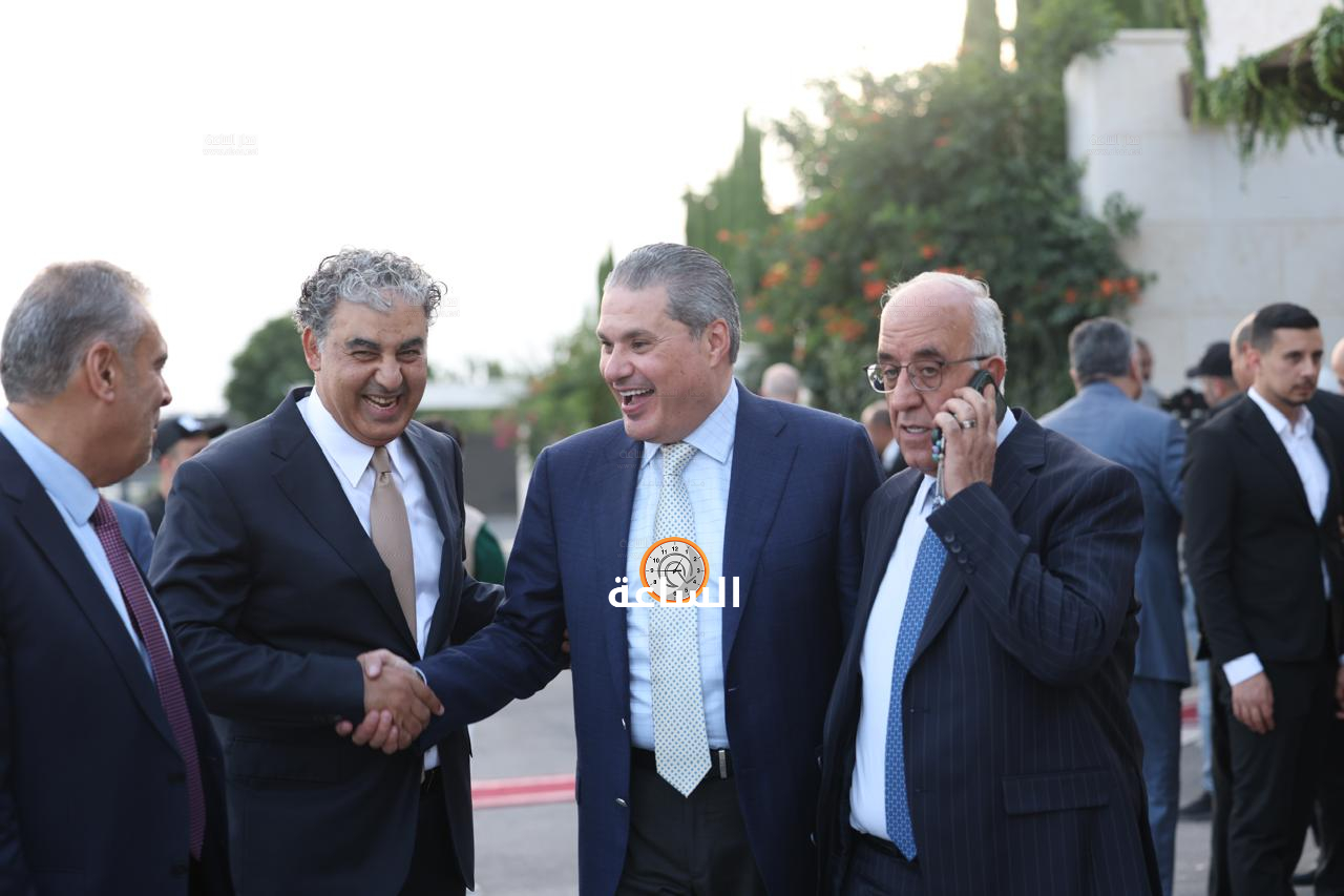 Madar Al-Saa Images 0.6540375917664109