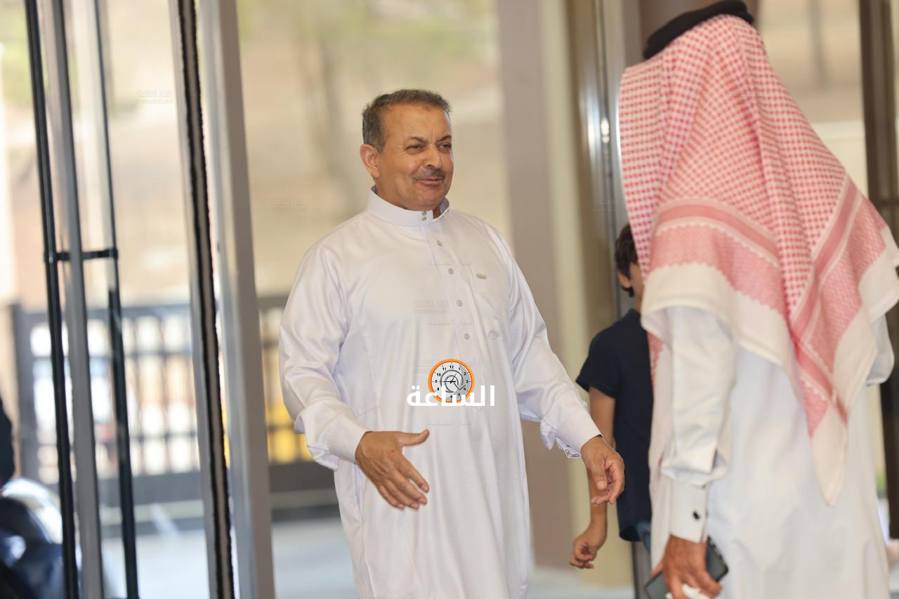 Madar Al-Saa Images 0.3516662832453754