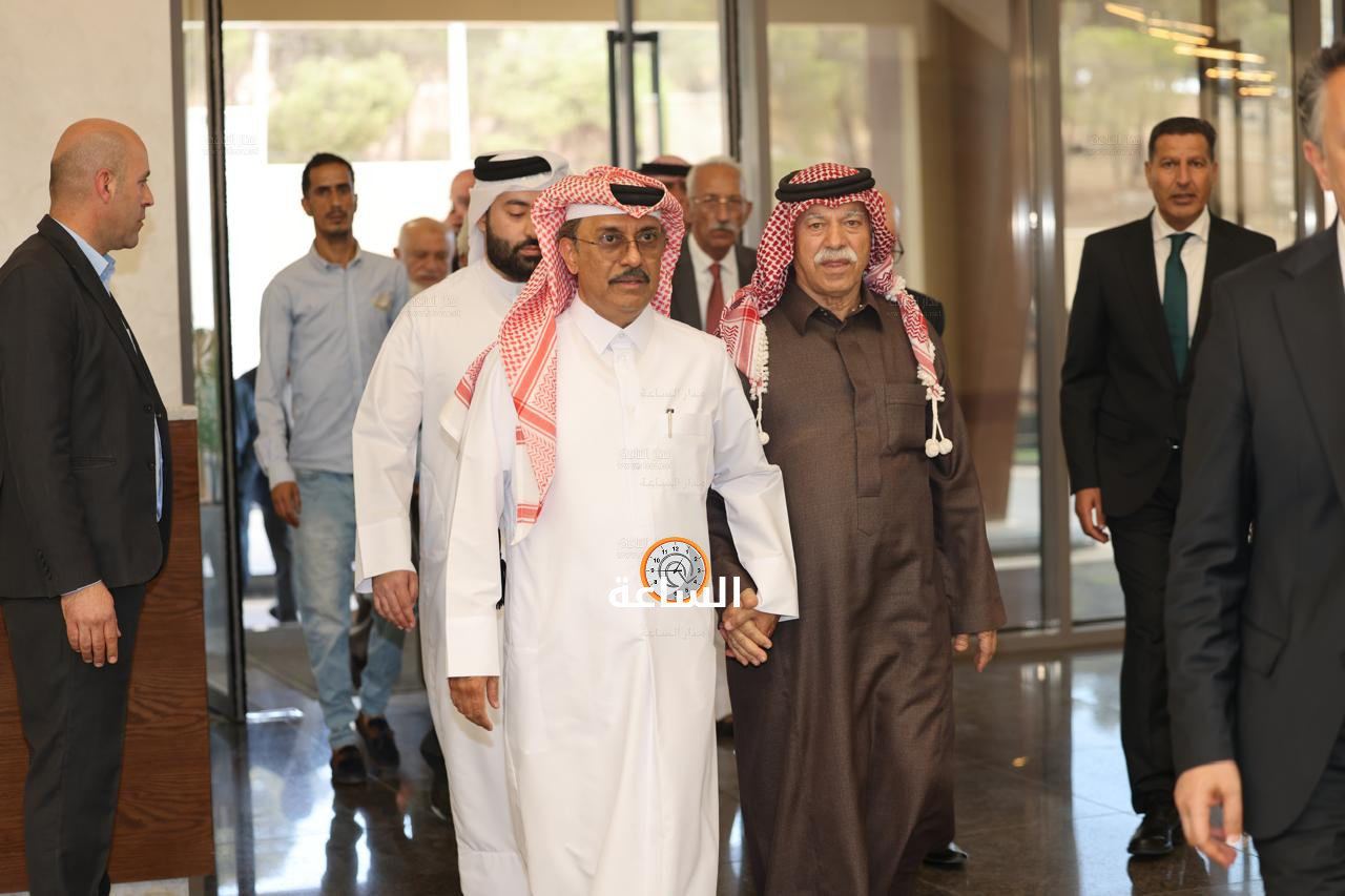 Madar Al-Saa Images 0.3728221528064428