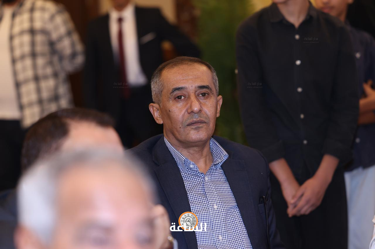 Madar Al-Saa Images 0.4779340873565511