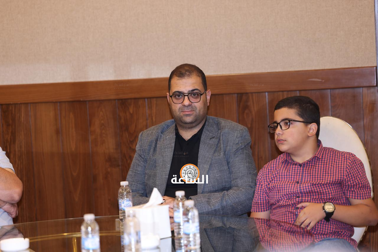 Madar Al-Saa Images 0.5223108373285013
