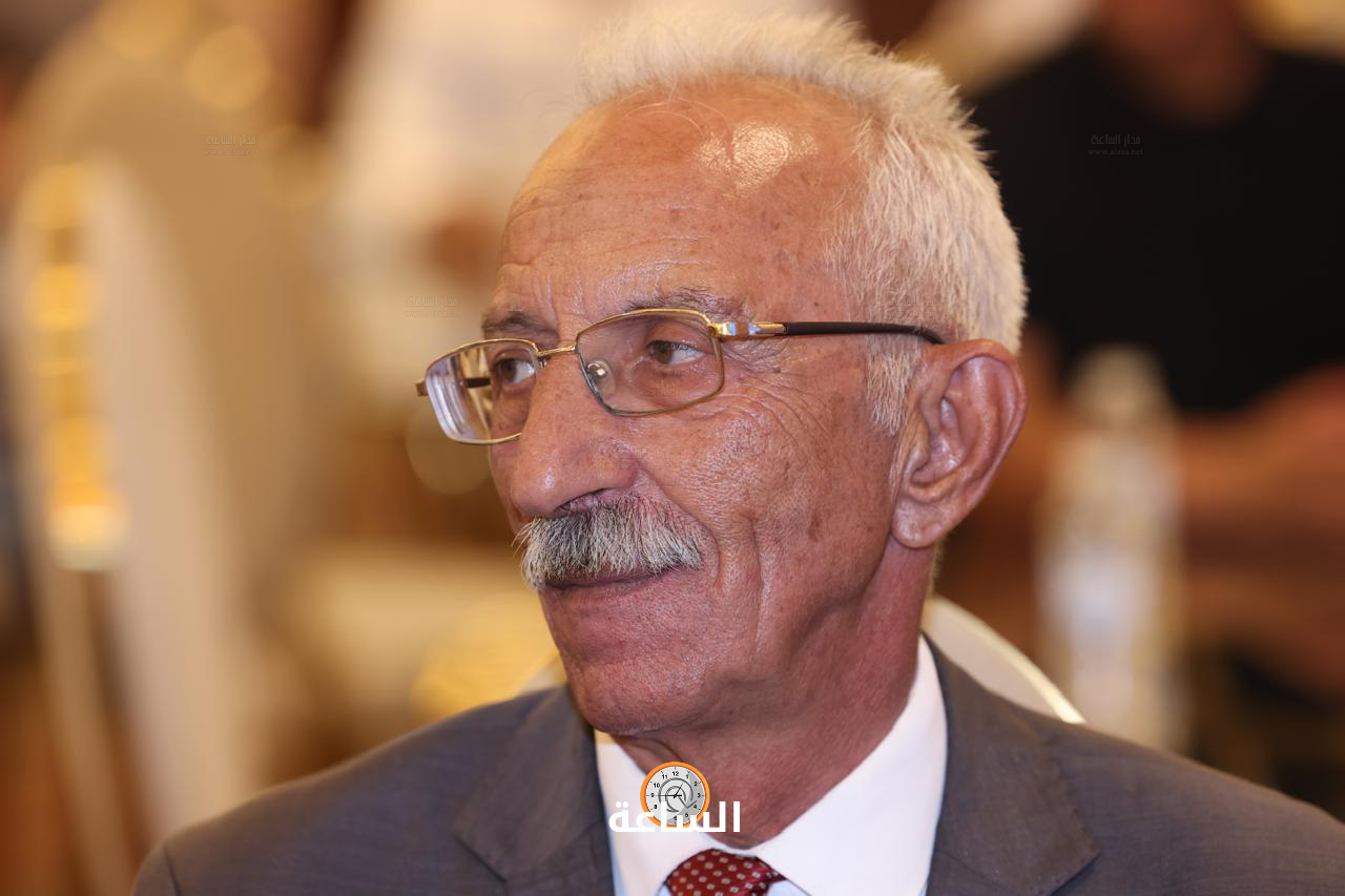 Madar Al-Saa Images 0.6628028968311328