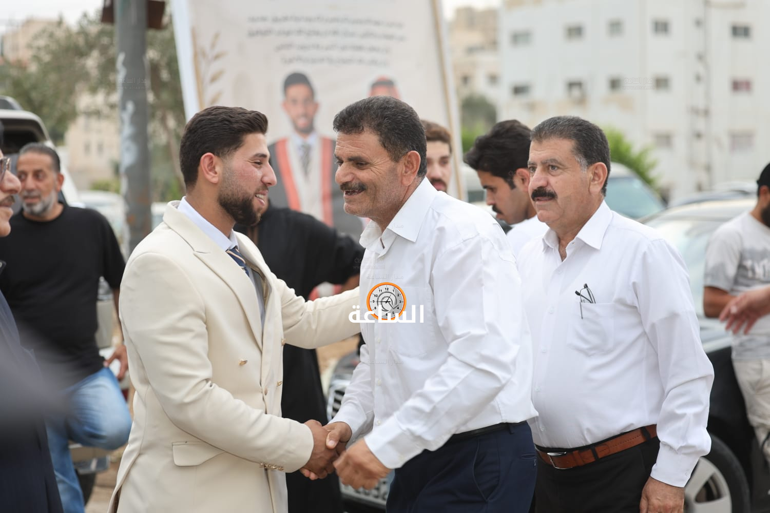 Madar Al-Saa Images 0.6548530430681986