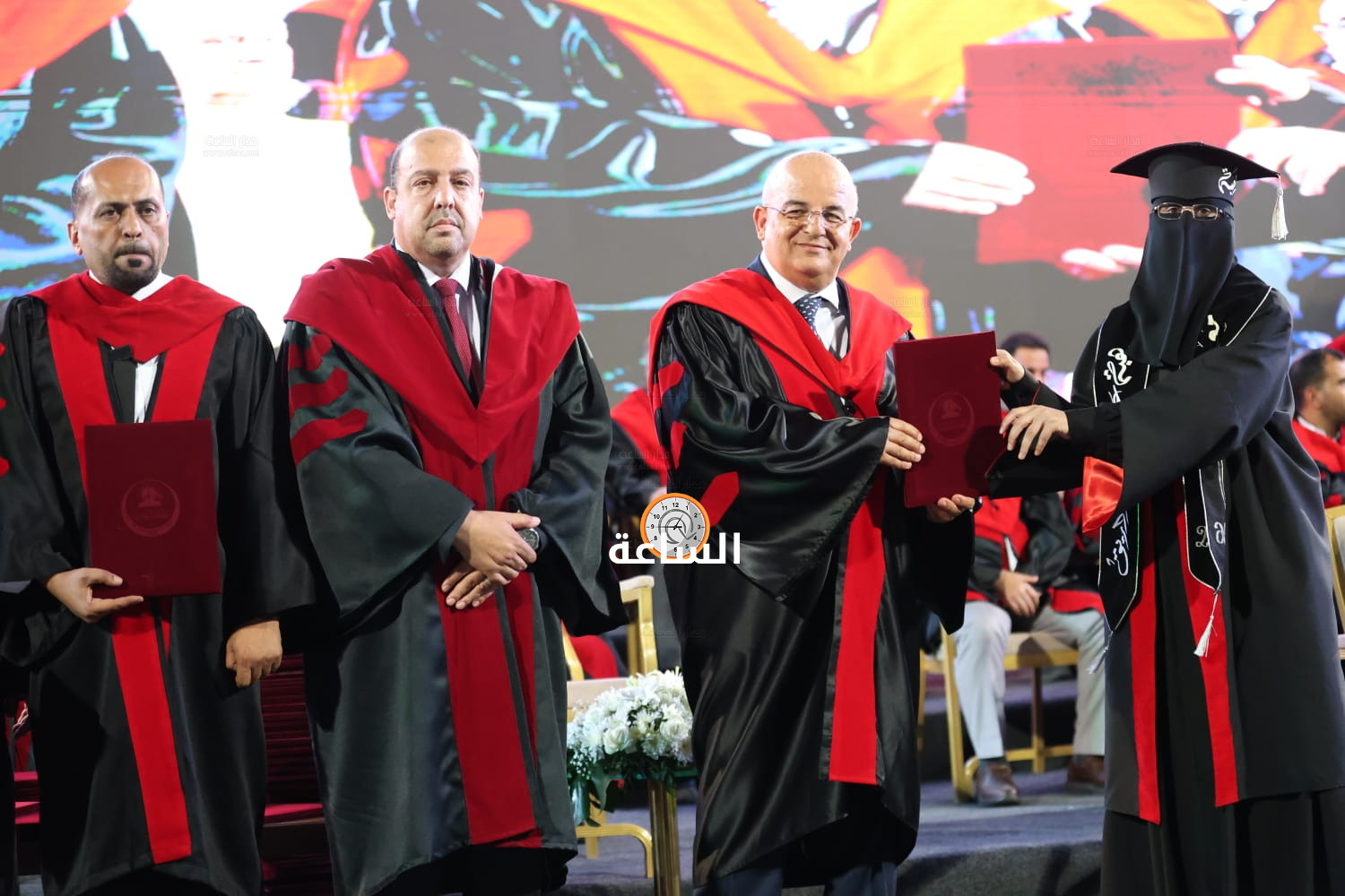 Madar Al-Saa Images 0.4744212135183231