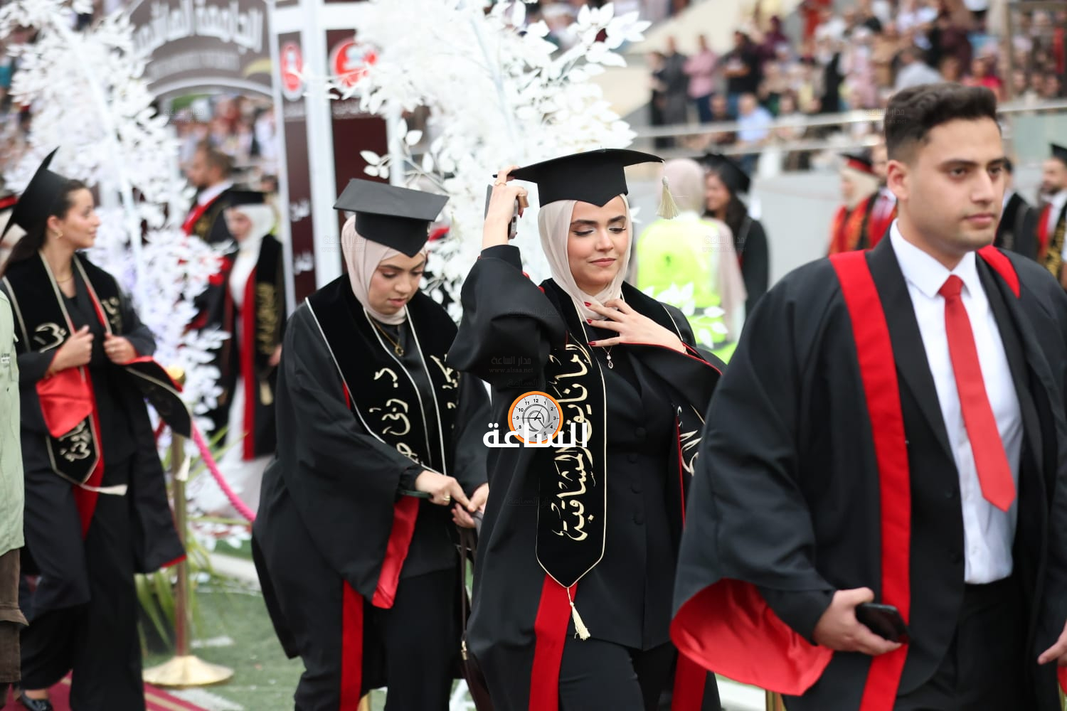 Madar Al-Saa Images 0.627490891117082