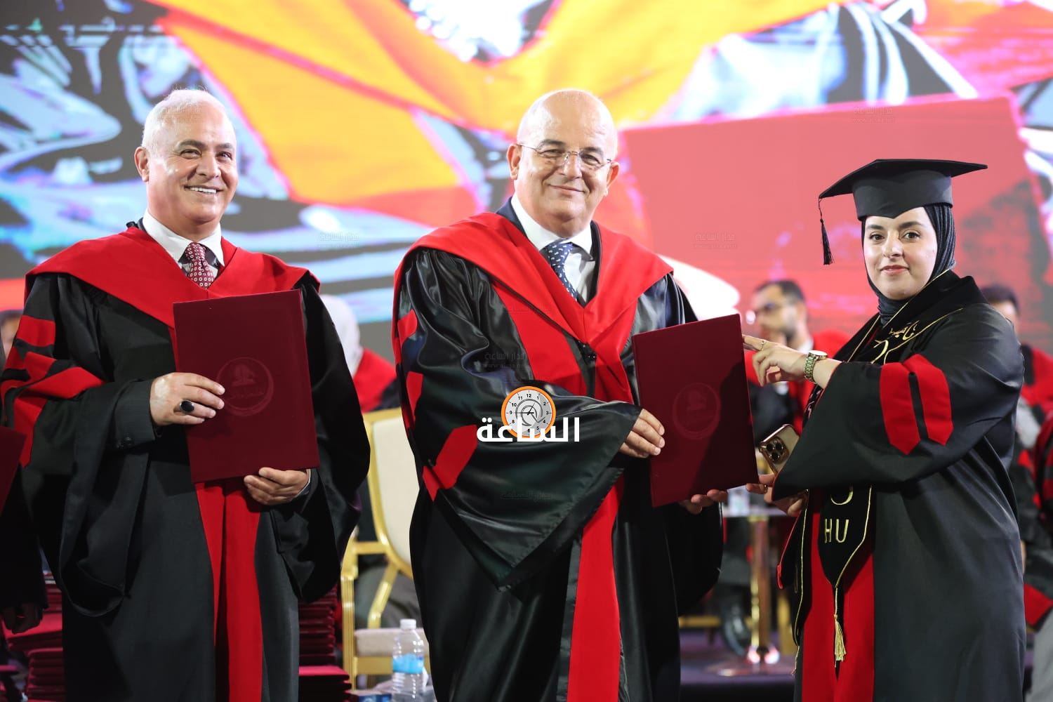 Madar Al-Saa Images 0.7816807324951187