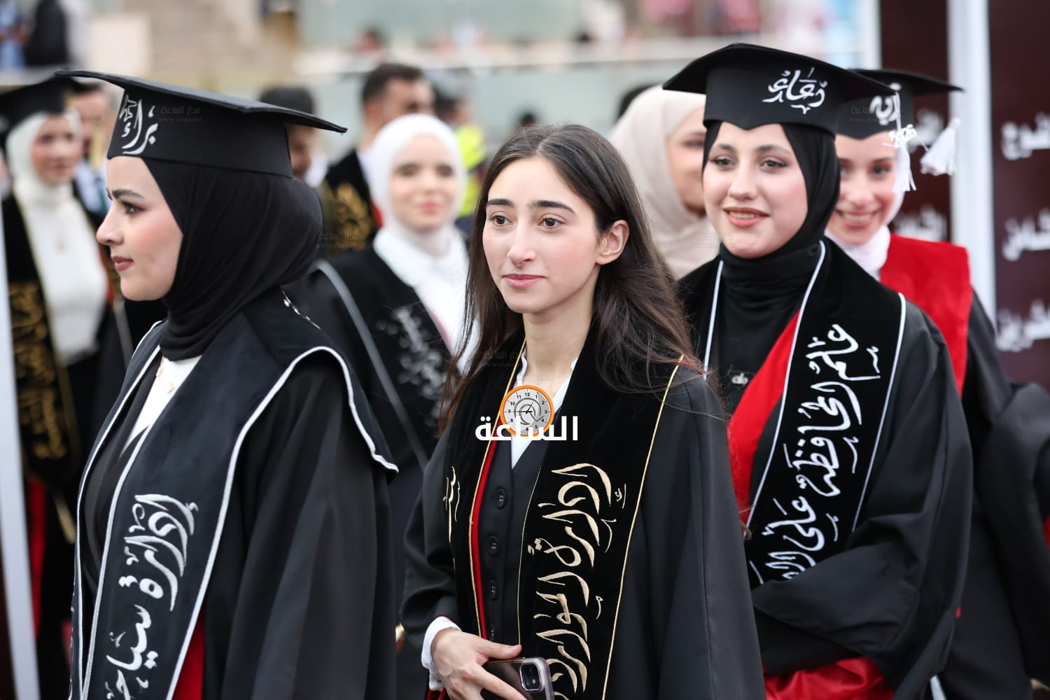 Madar Al-Saa Images 0.15714401656541133
