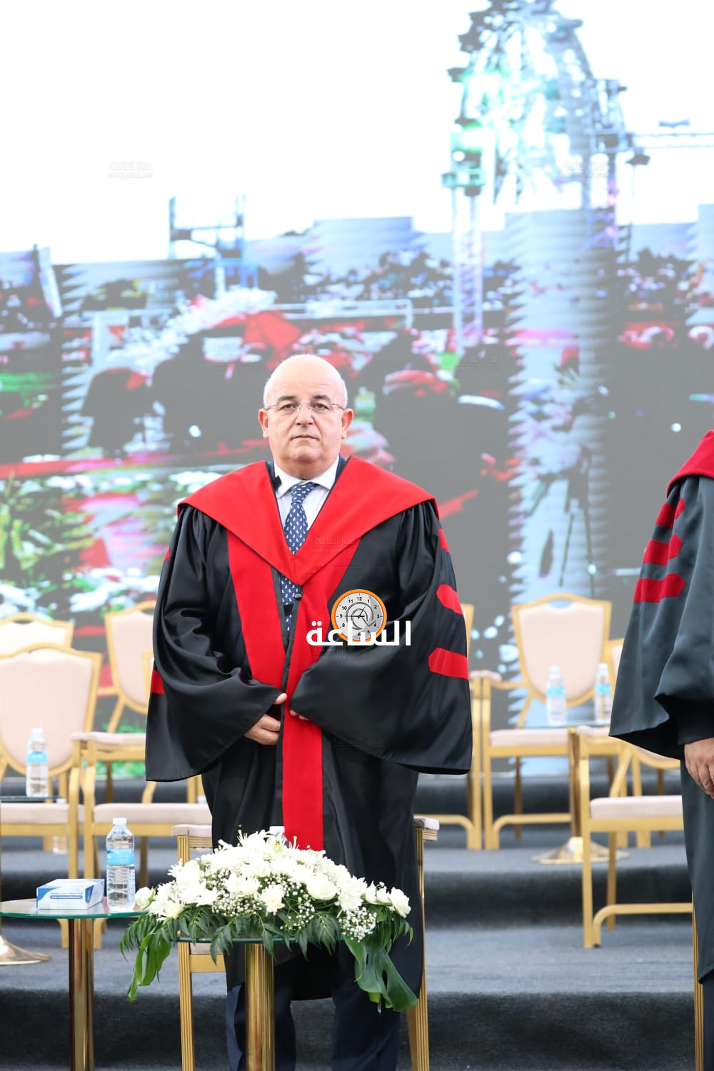 Madar Al-Saa Images 0.7654657303627354