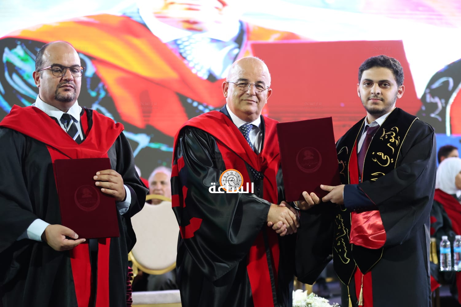 Madar Al-Saa Images 0.4664719090447974
