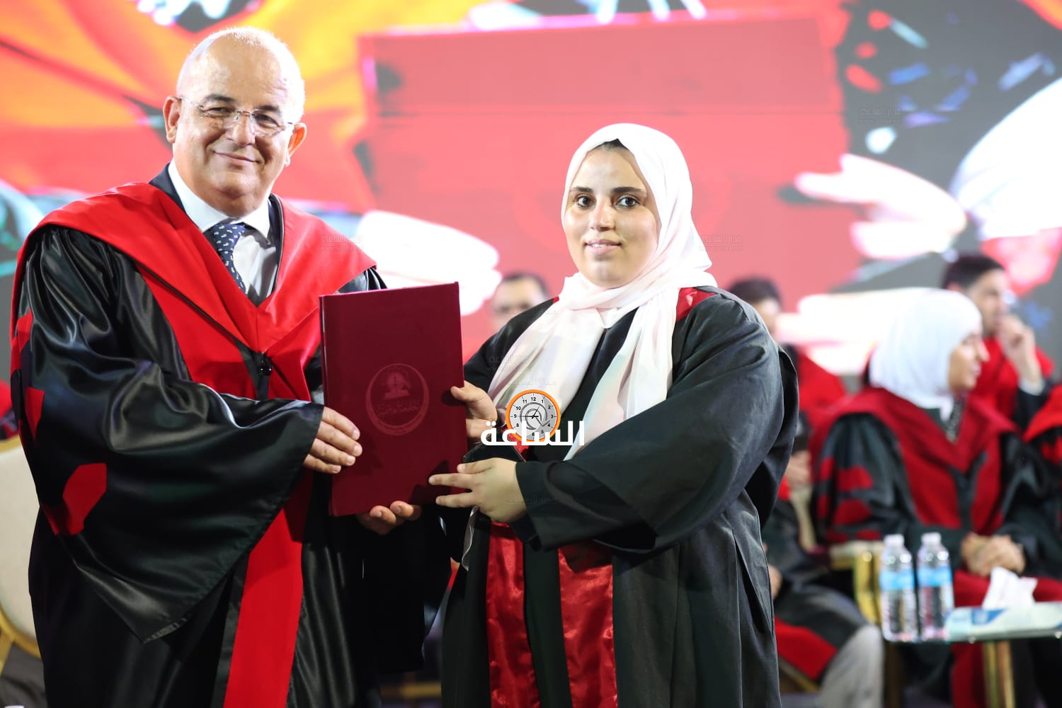 Madar Al-Saa Images 0.465595924687946