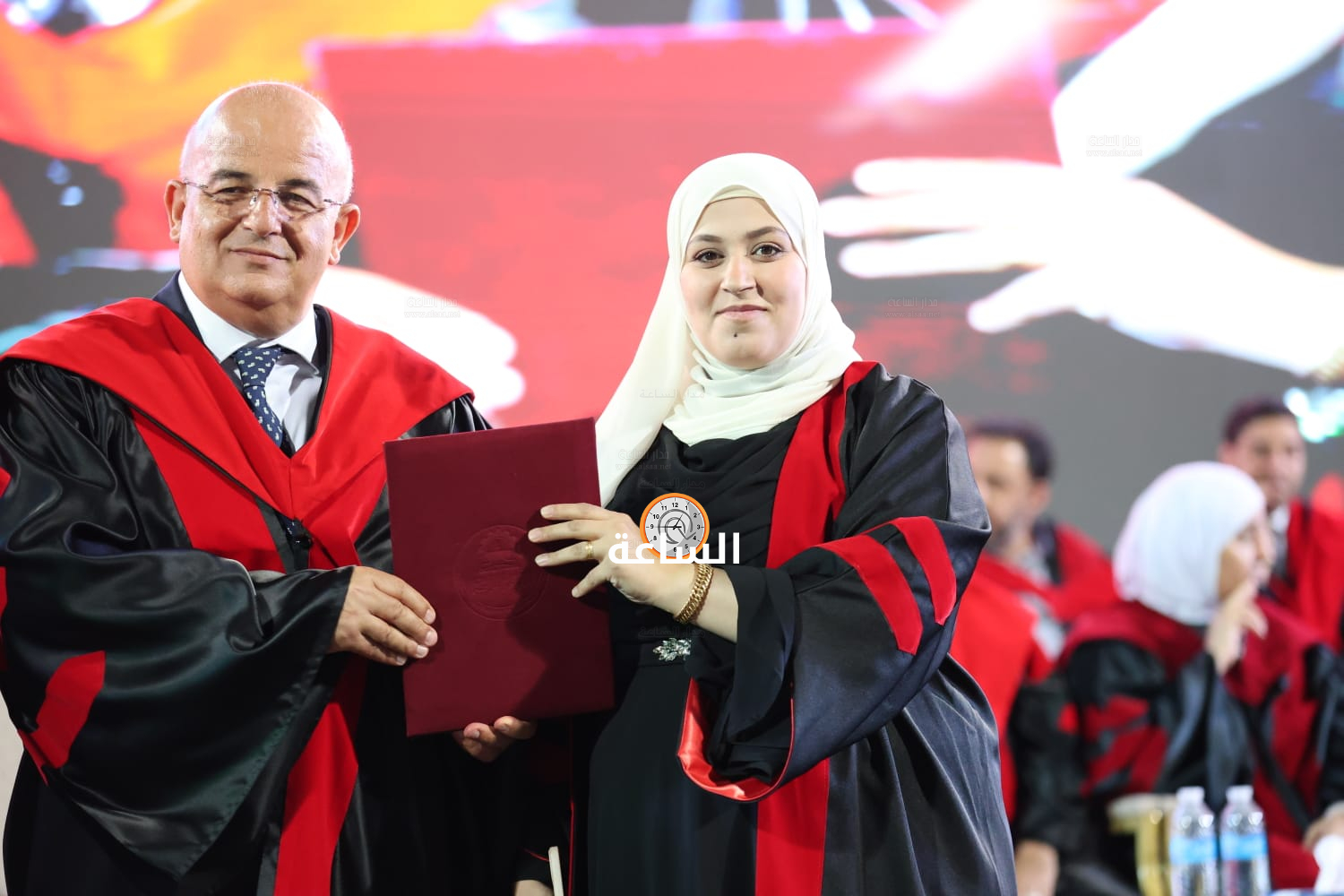 Madar Al-Saa Images 0.8430262155811014