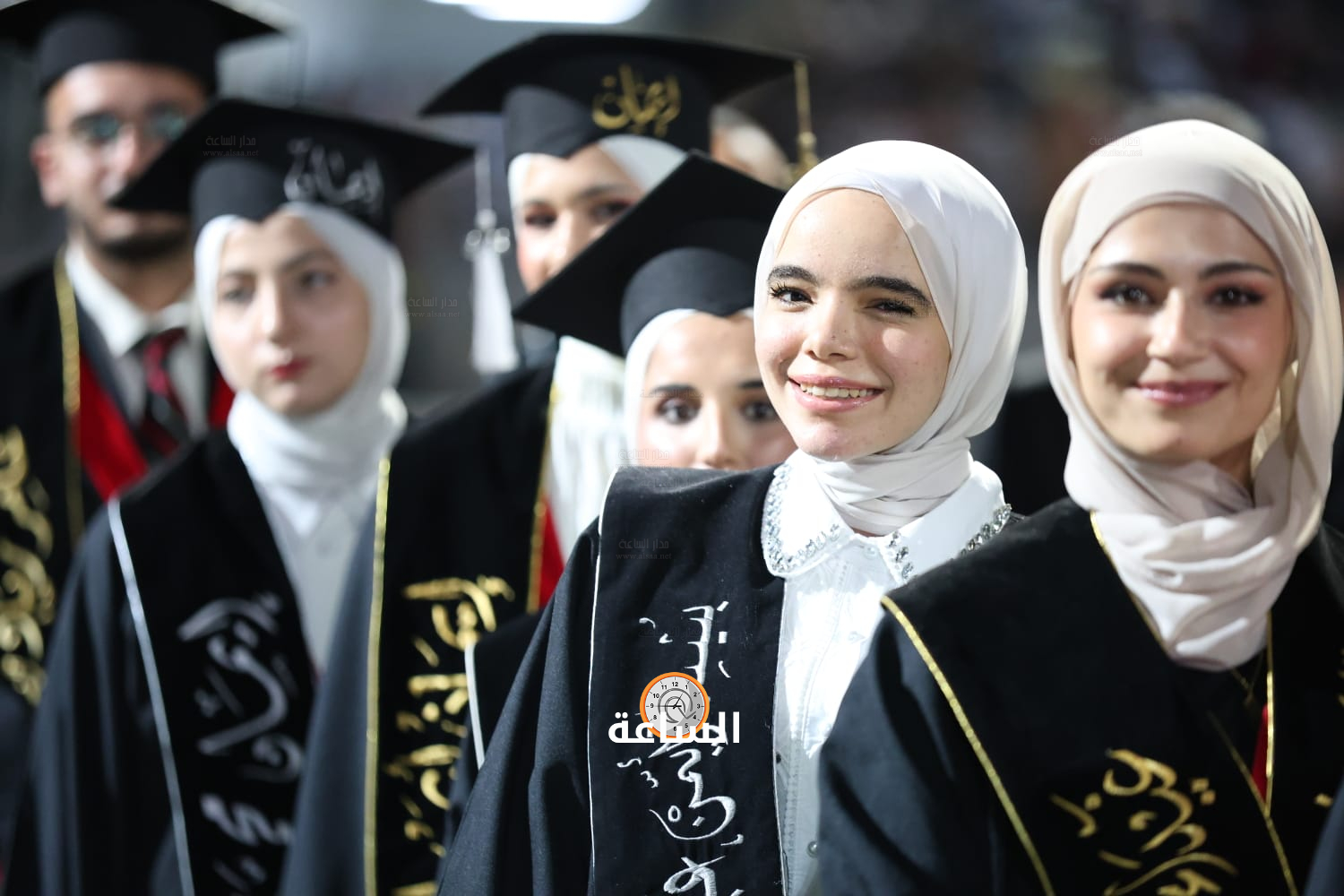 Madar Al-Saa Images 0.2691612596117755