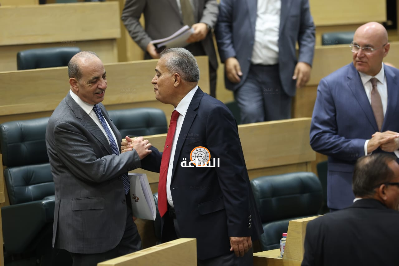 Madar Al-Saa Images 0.13072099865976317