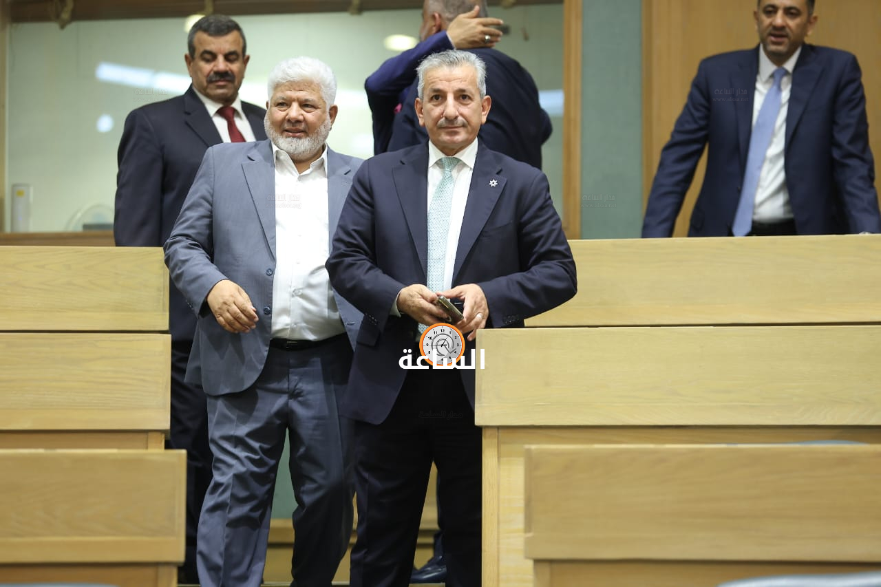 Madar Al-Saa Images 0.509054130253758