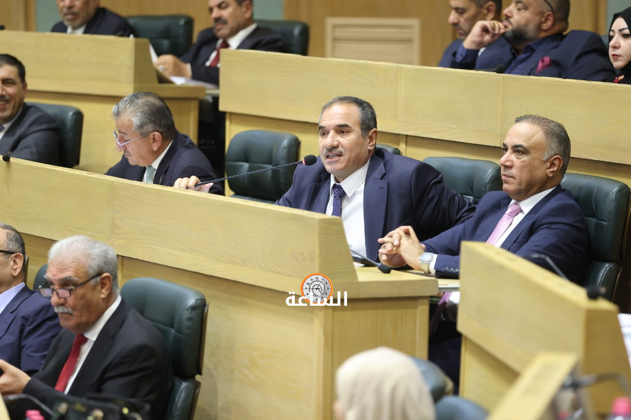 Madar Al-Saa Images 0.29344130059996354