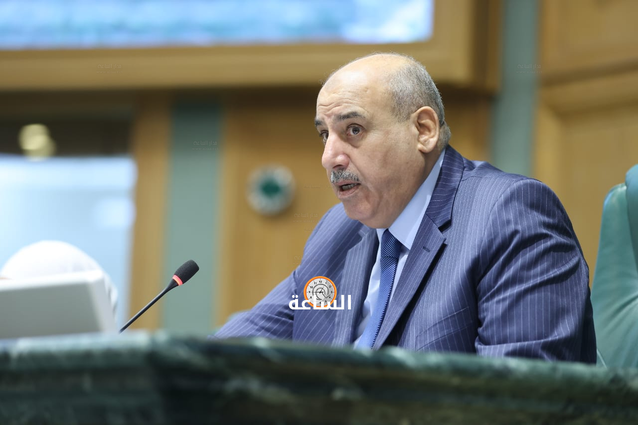 Madar Al-Saa Images 0.27339553434234765