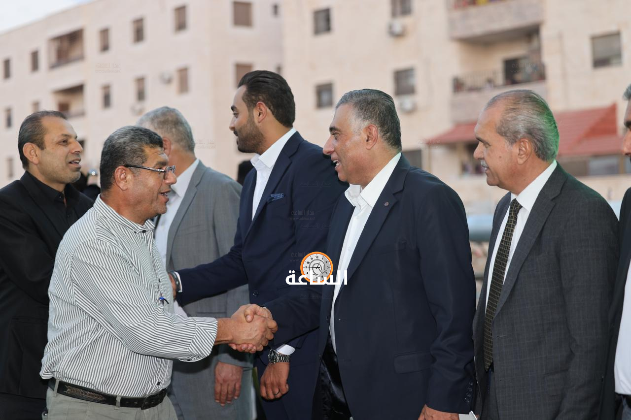 Madar Al-Saa Images 0.87112764054834