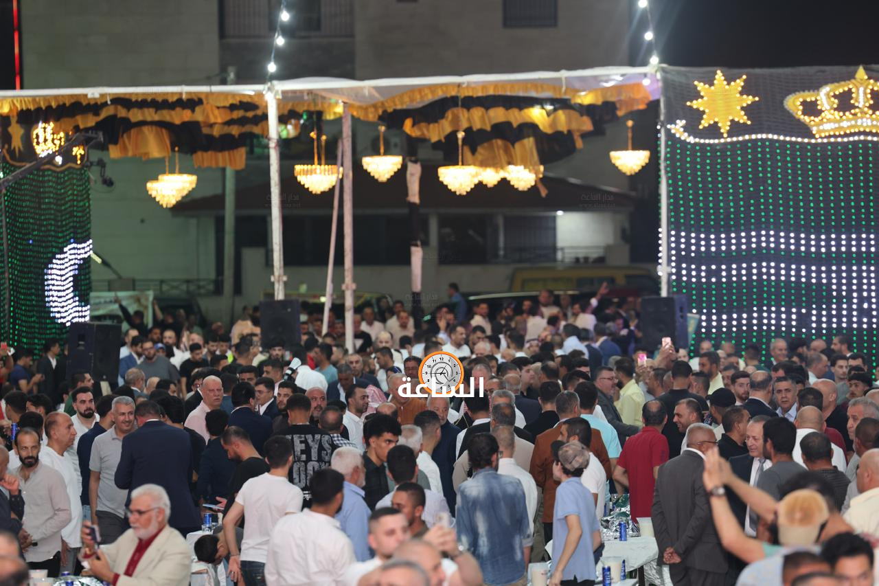 Madar Al-Saa Images 0.8798535000023991