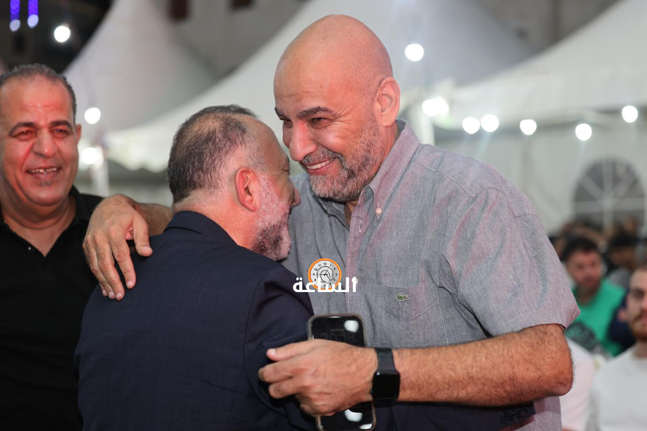 Madar Al-Saa Images 0.18924727878519165