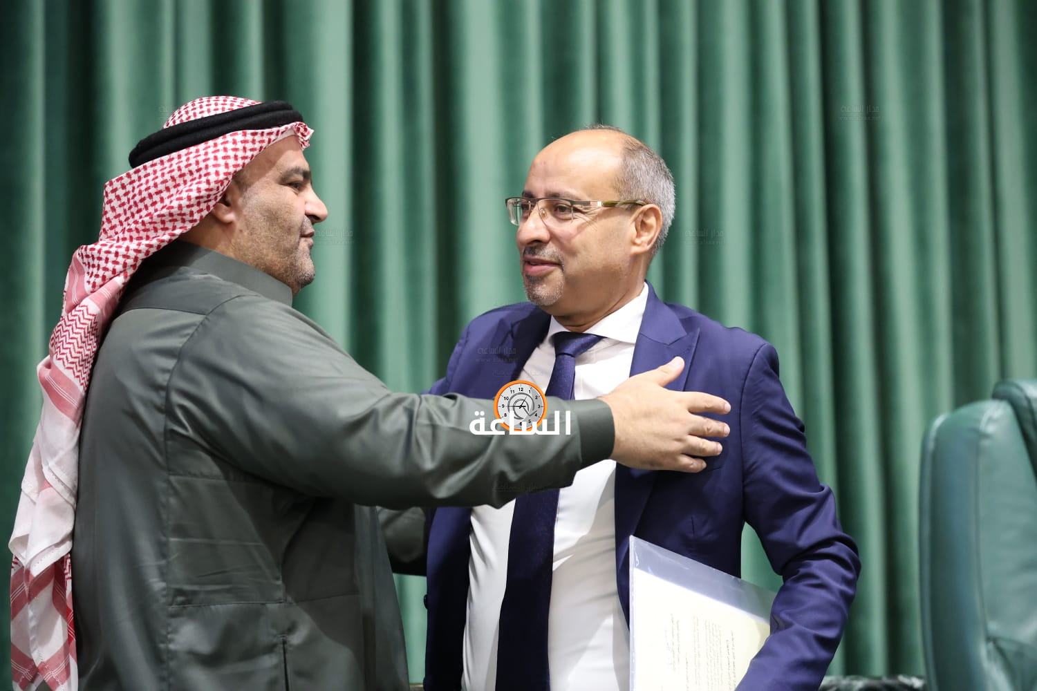 Madar Al-Saa Images 0.7441387281484139