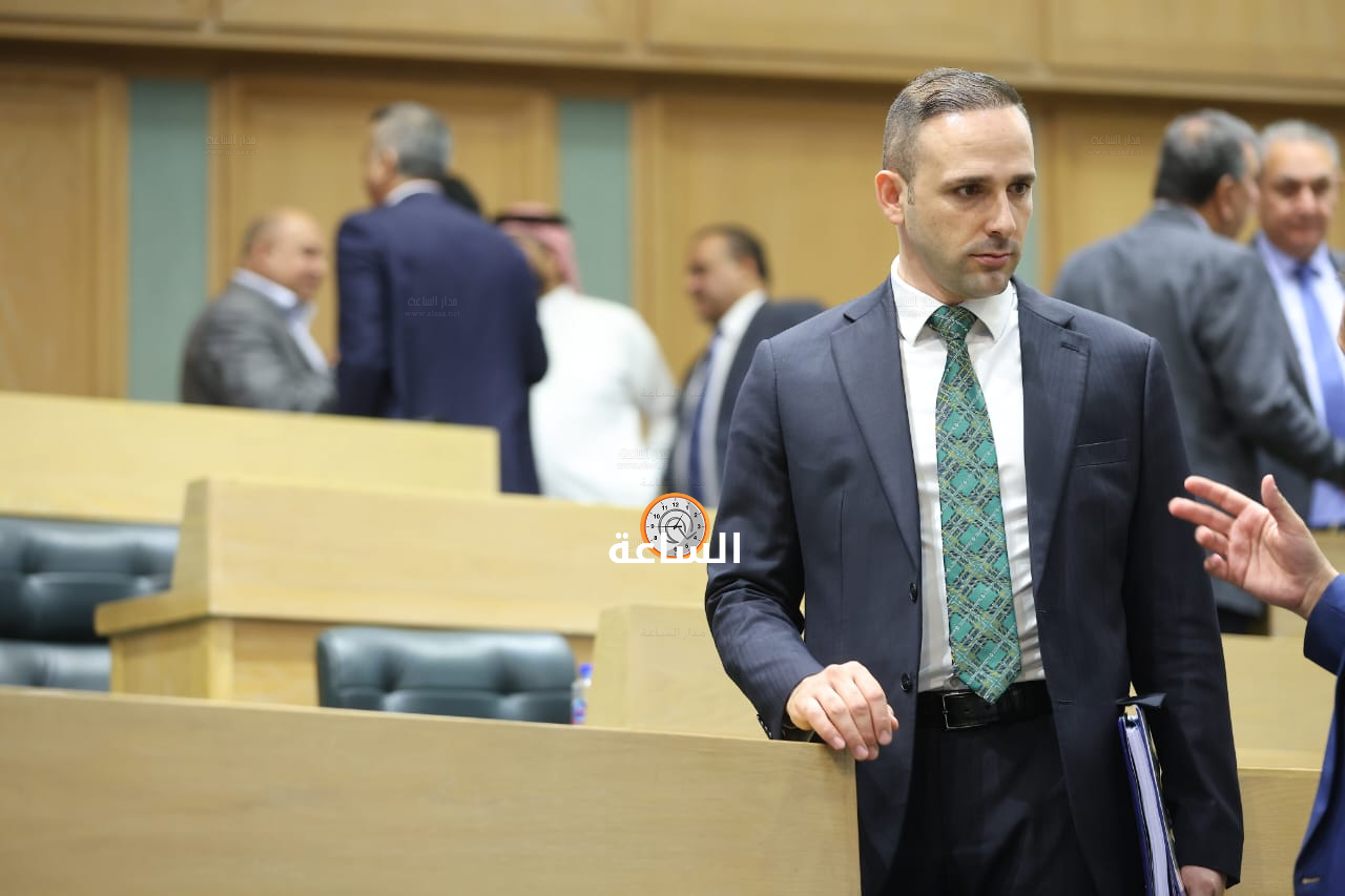 Madar Al-Saa Images 0.09299210105302502