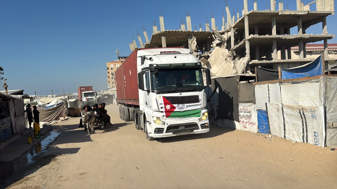 Madar Al-Saa Images 0.10923191456936487