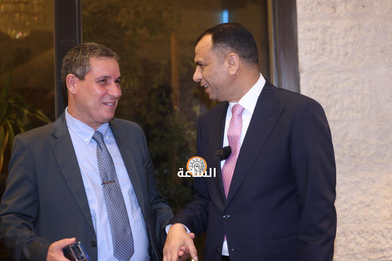 Madar Al-Saa Images 0.32542683185605337