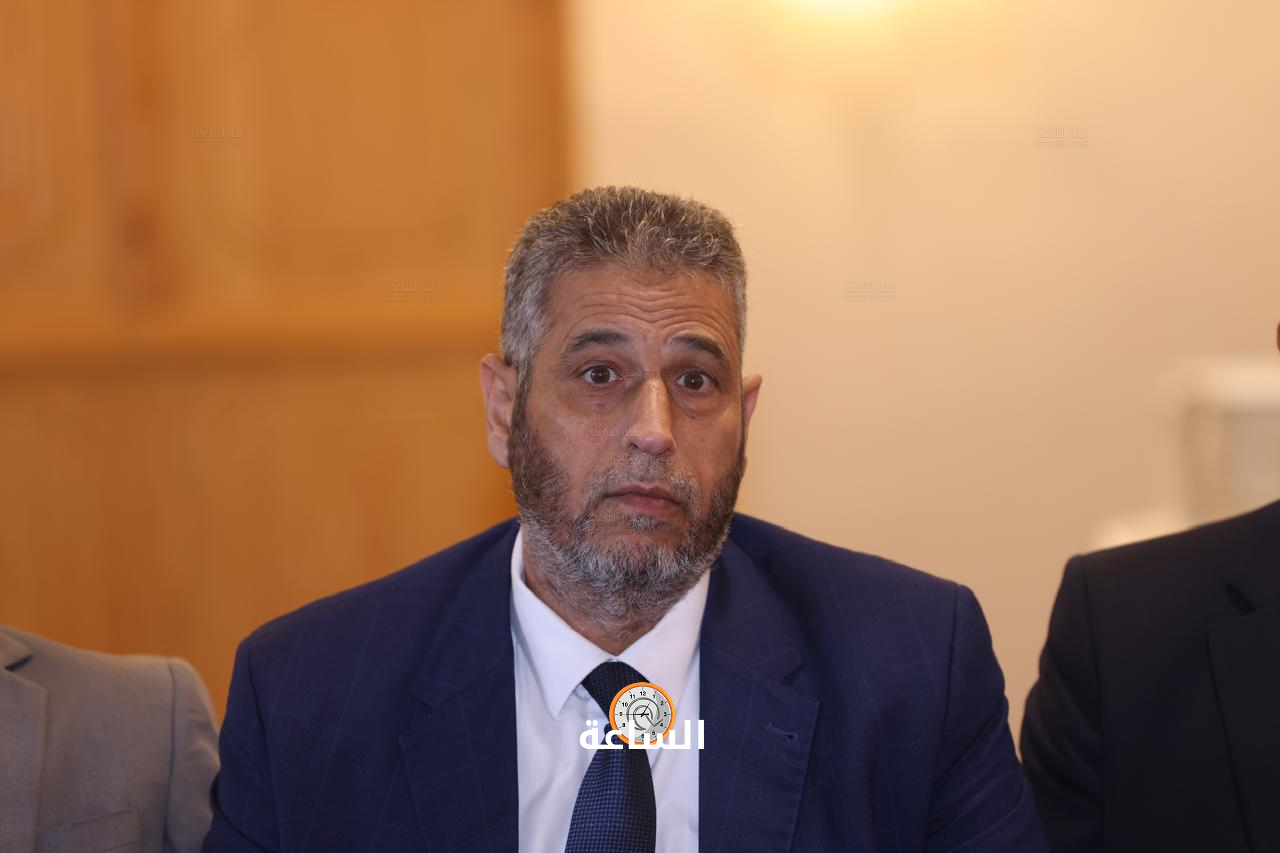 Madar Al-Saa Images 0.3856792944346984