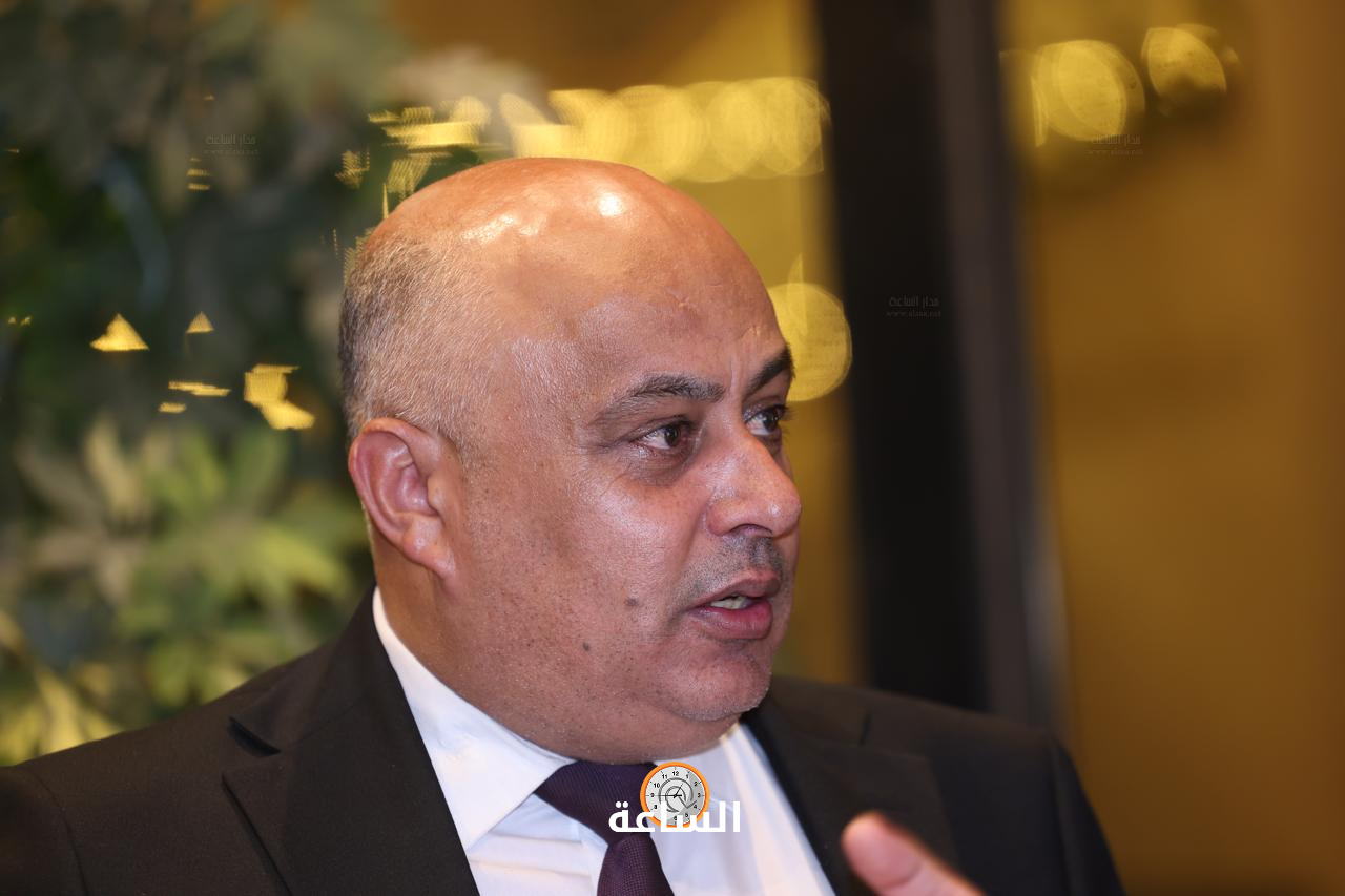 Madar Al-Saa Images 0.41211169886232146