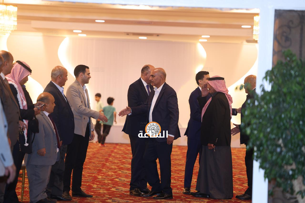 Madar Al-Saa Images 0.8786652840018396