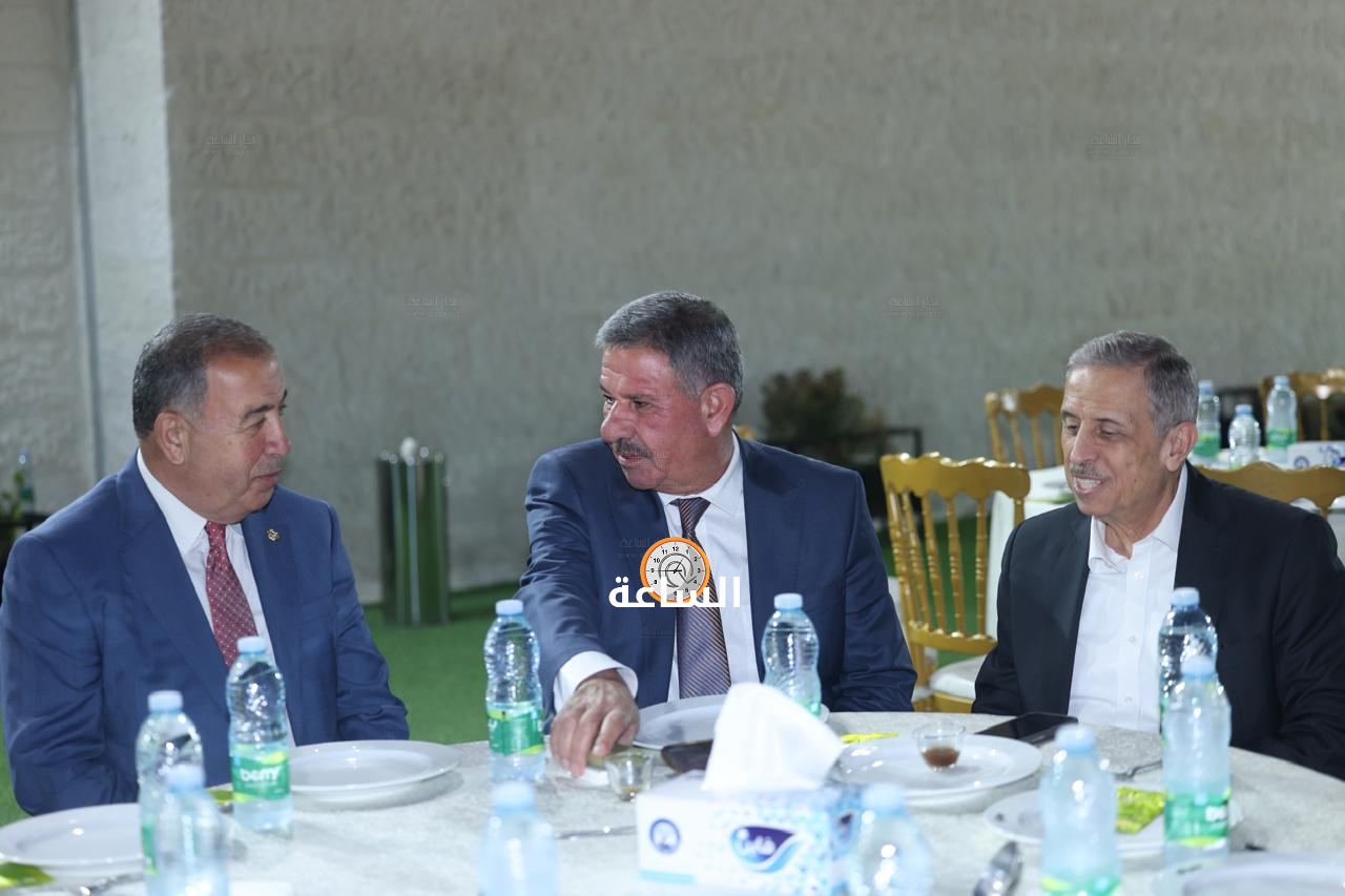 Madar Al-Saa Images 0.1663765730557225