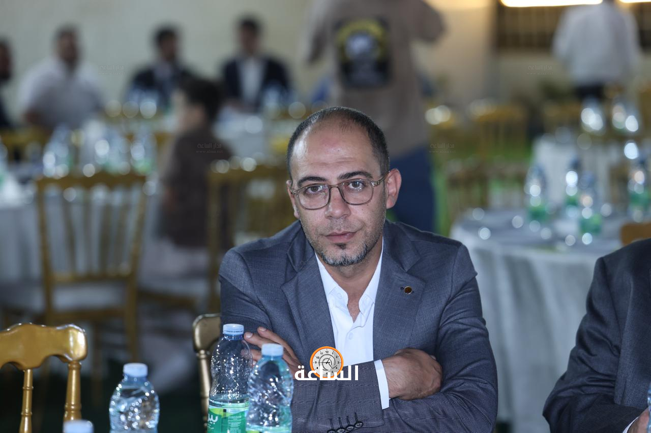 Madar Al-Saa Images 0.4800040445402821