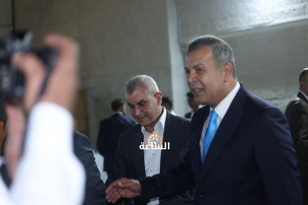 Madar Al-Saa Images 0.825399353941261