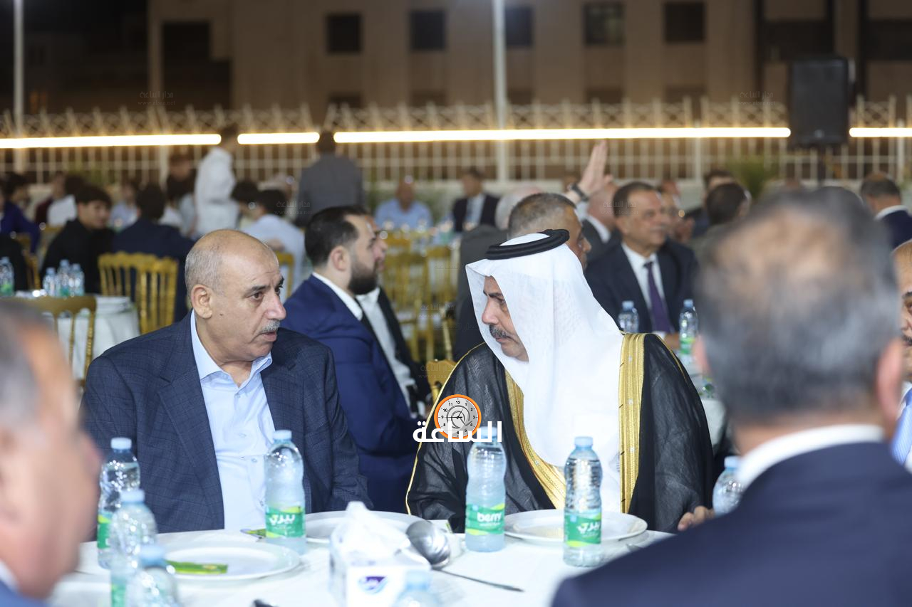Madar Al-Saa Images 0.9752518358272431