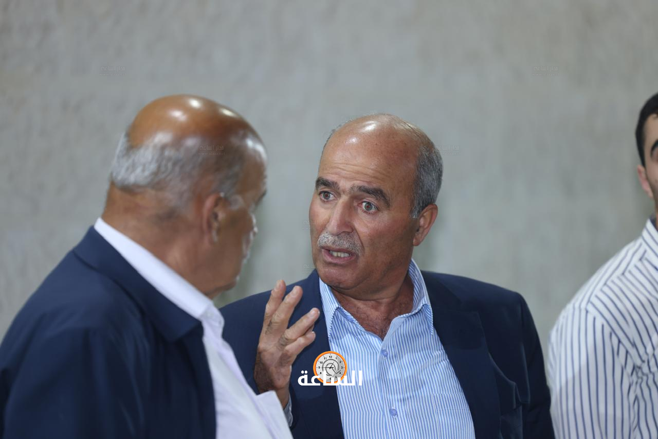 Madar Al-Saa Images 0.5095115379516514