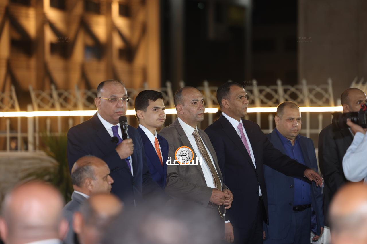 Madar Al-Saa Images 0.637747040622157