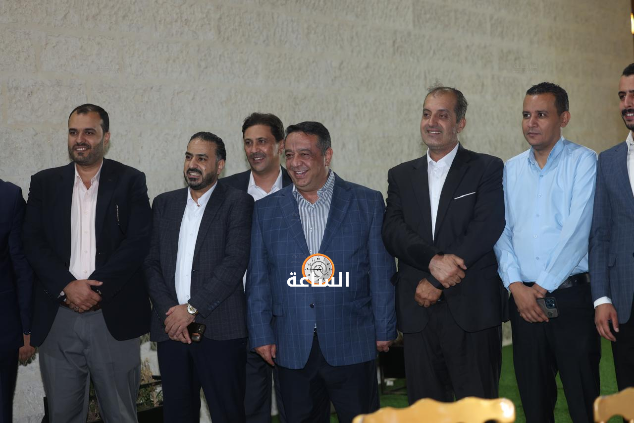Madar Al-Saa Images 0.46316461737320525
