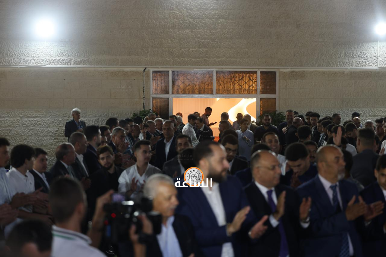 Madar Al-Saa Images 0.4251487296885216