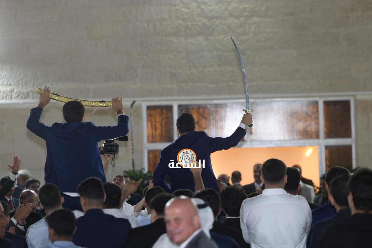 Madar Al-Saa Images 0.3659272229884858