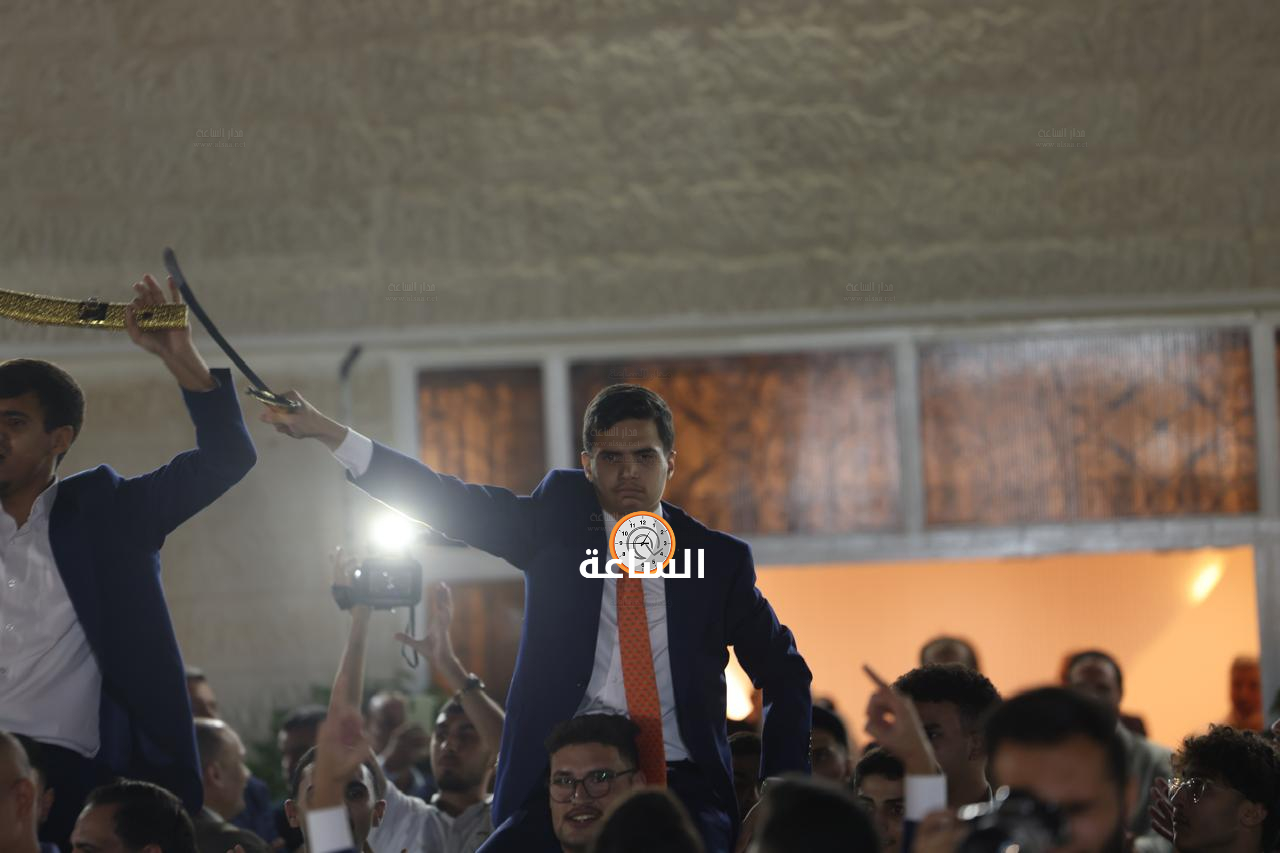 Madar Al-Saa Images 0.2458660789177851