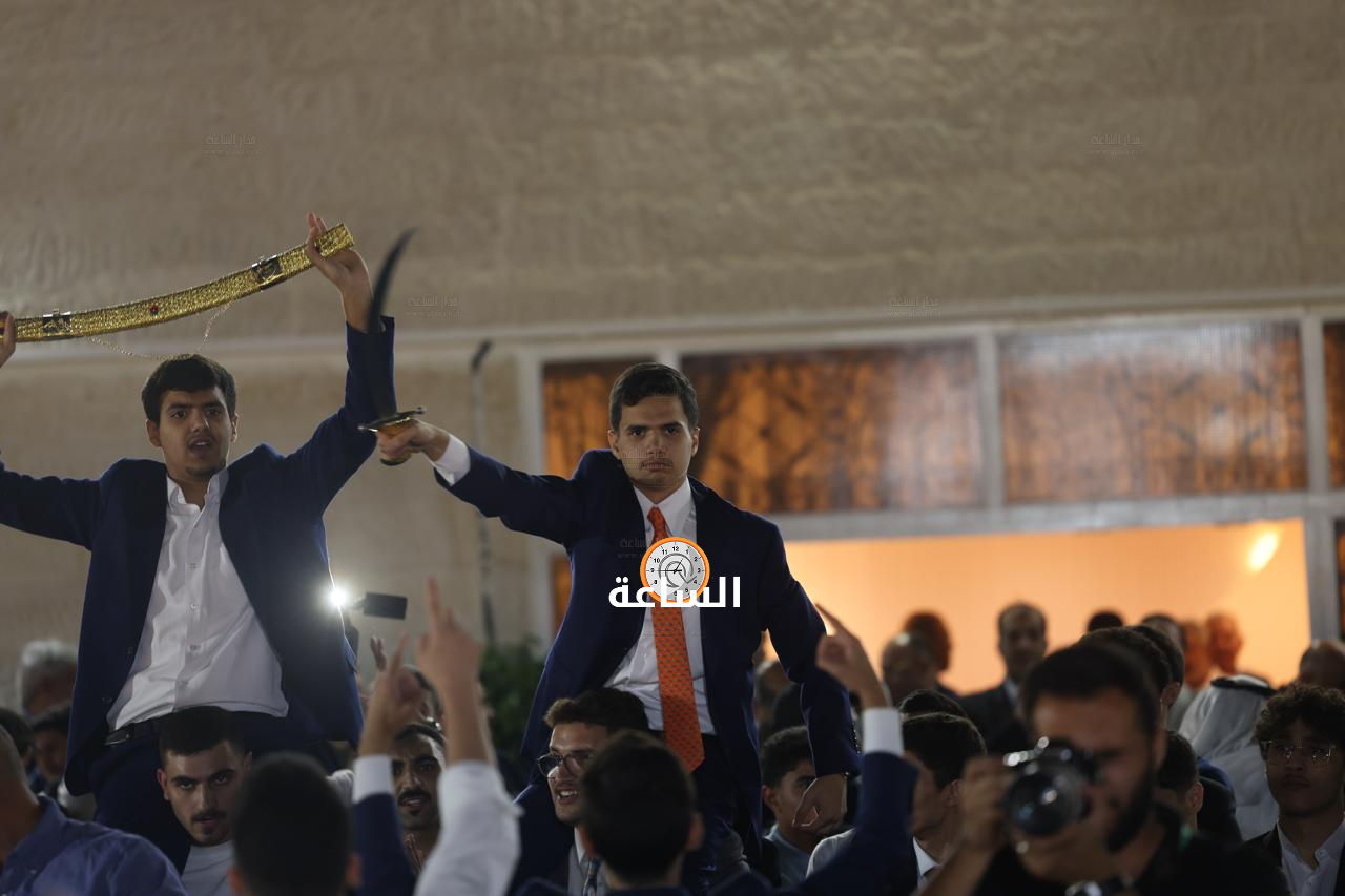 Madar Al-Saa Images 0.14425038161984982