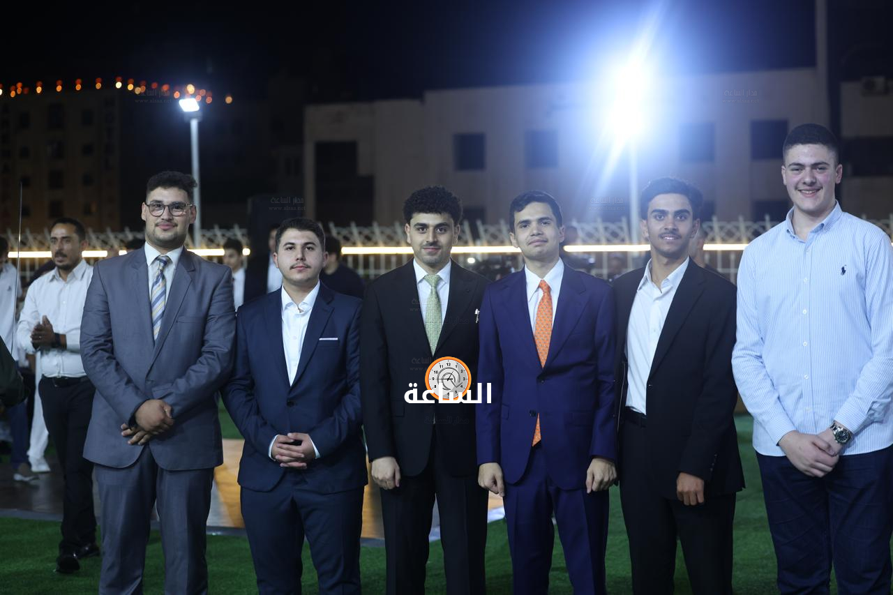 Madar Al-Saa Images 0.5852403026698204