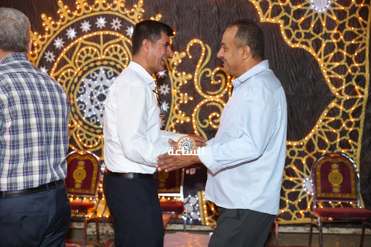 Madar Al-Saa Images 0.16134595683474817