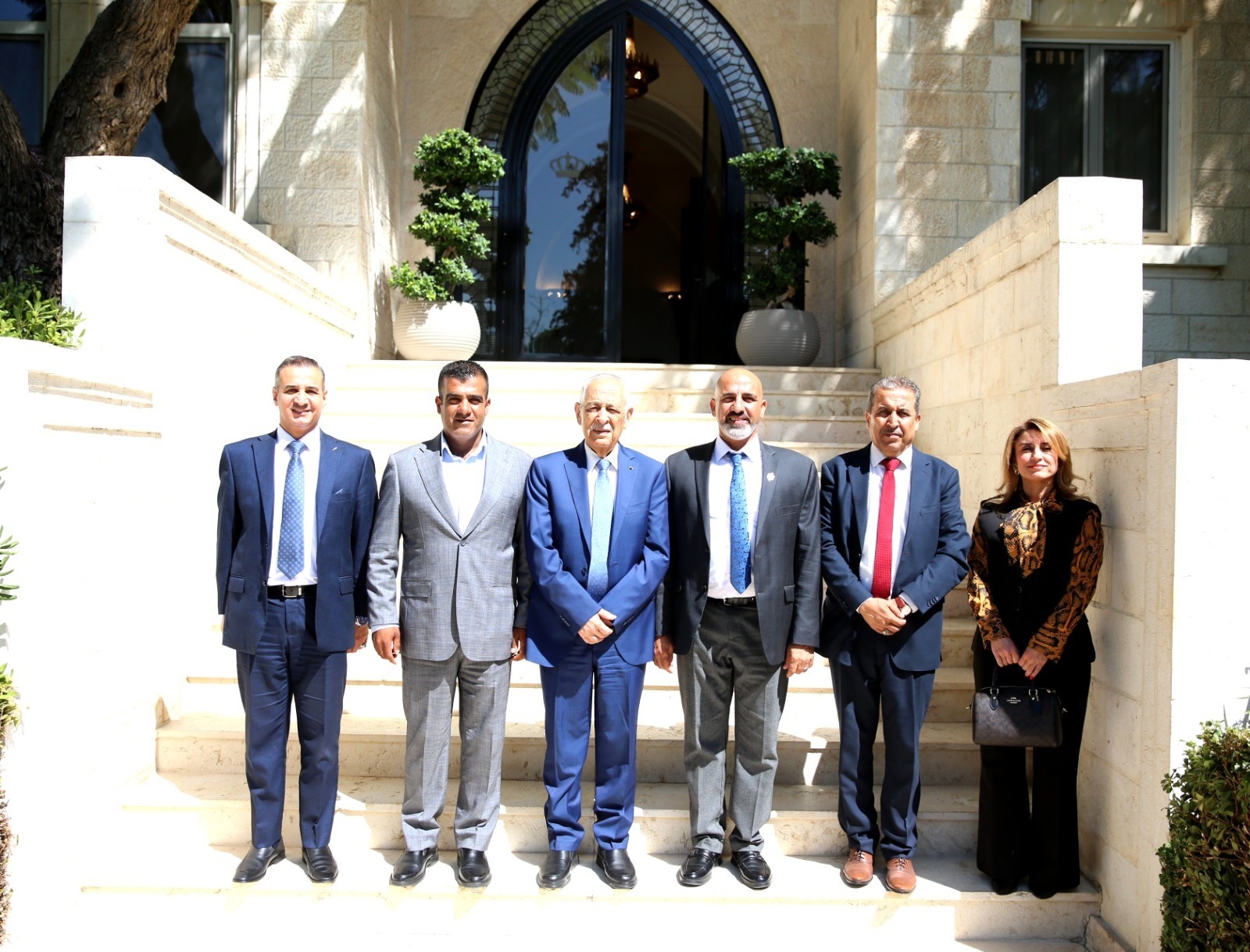 Madar Al-Saa Images 0.8948565573690938