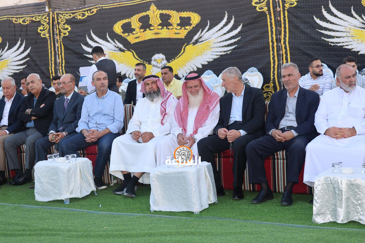 Madar Al-Saa Images 0.3813708217792737